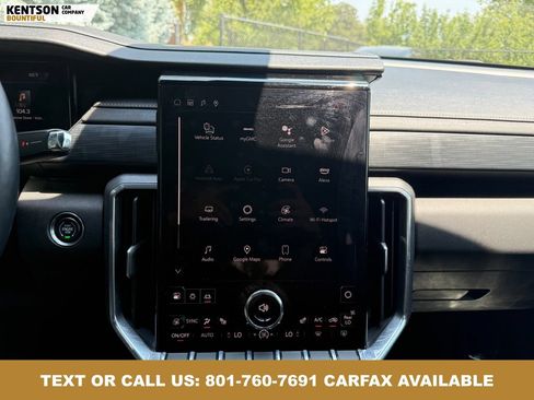 Used 2025 GMC Acadia Elevation w/ Elevation Premium Package AWD/4WD image 26