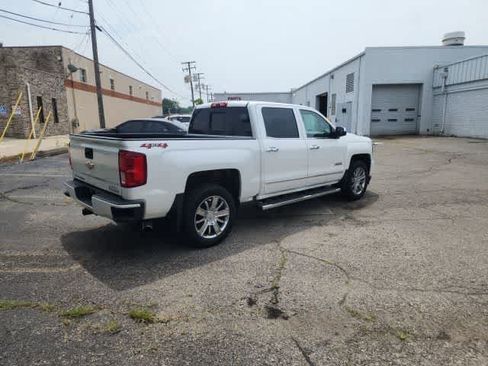 Used 2018 Chevrolet Silverado 1500 High Country w/ LPO, Protection Package AWD/4WD image 16