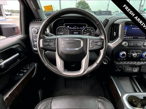 Used 2022 GMC Sierra 2500 Denali w/ Denali Ultimate Package AWD/4WD image 10