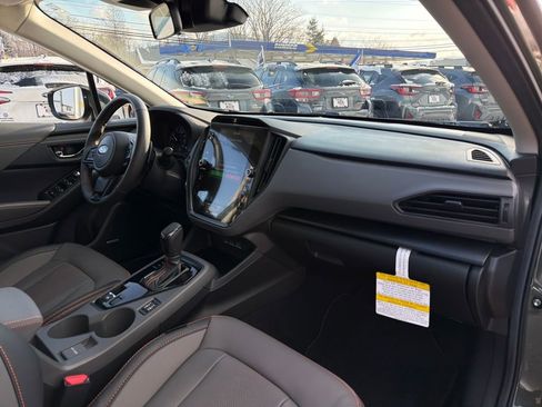 Certified 2025 Subaru Crosstrek 2.5i Limited image 39