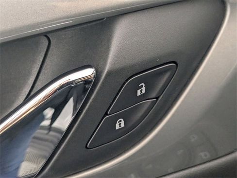 Used 2022 Chevrolet Traverse LT w/ LPO, 'HIT The Road' Package image 11