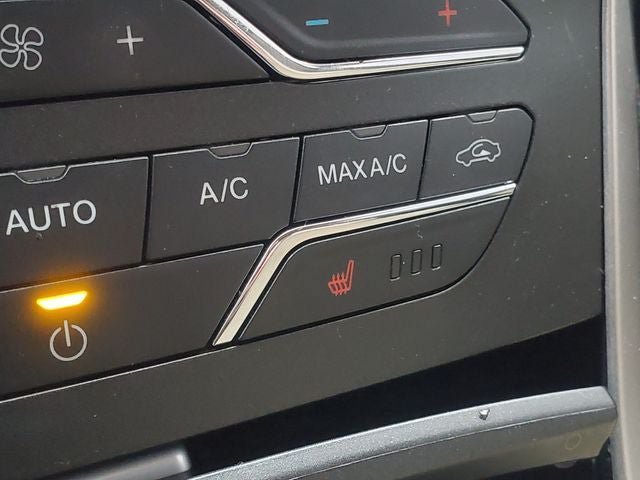 Used 2016 Ford Edge SEL w/ Equipment Group 201A AWD/4WD image 19