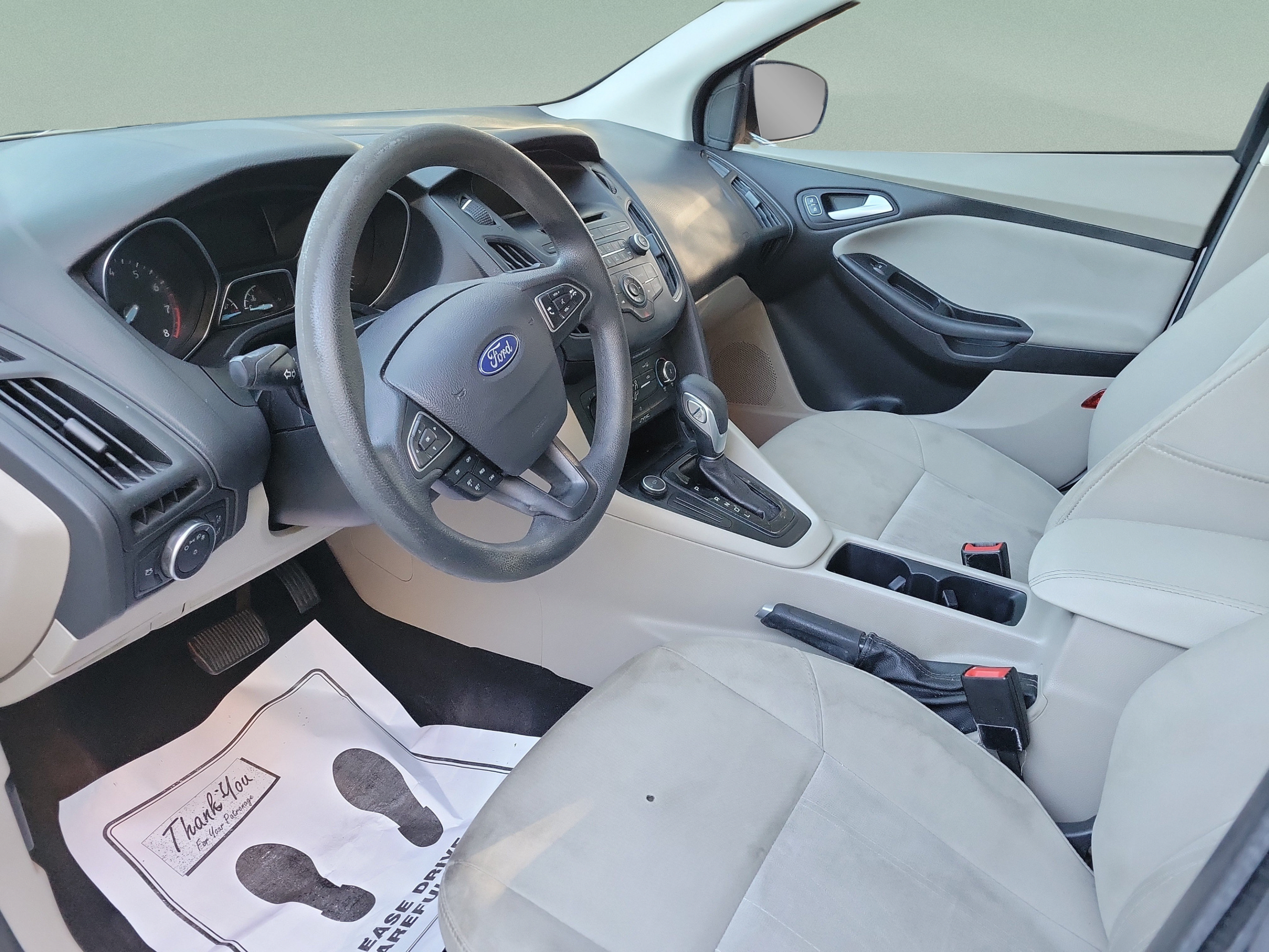 Used 2017 Ford Focus SE FWD image 13