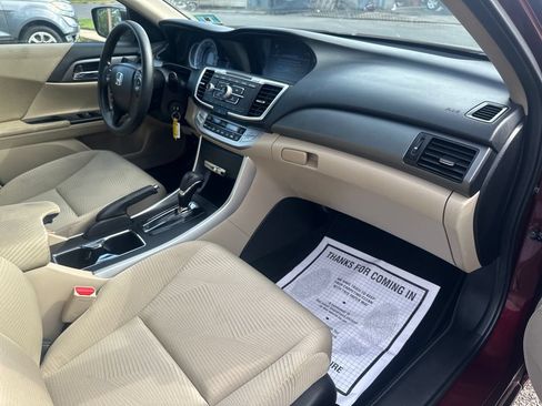 Used 2015 Honda Accord LX image 22