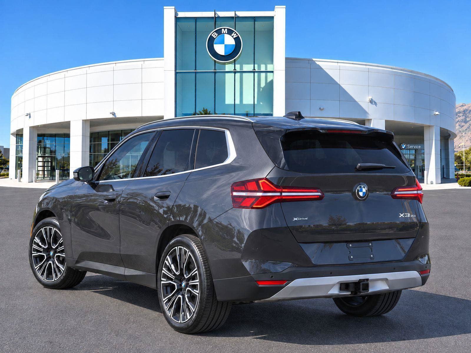 Used 2026 BMW X3 xDrive30i w/ Premium Package AWD/4WD image 8