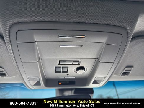 Used 2018 Chevrolet Tahoe Premier image 23