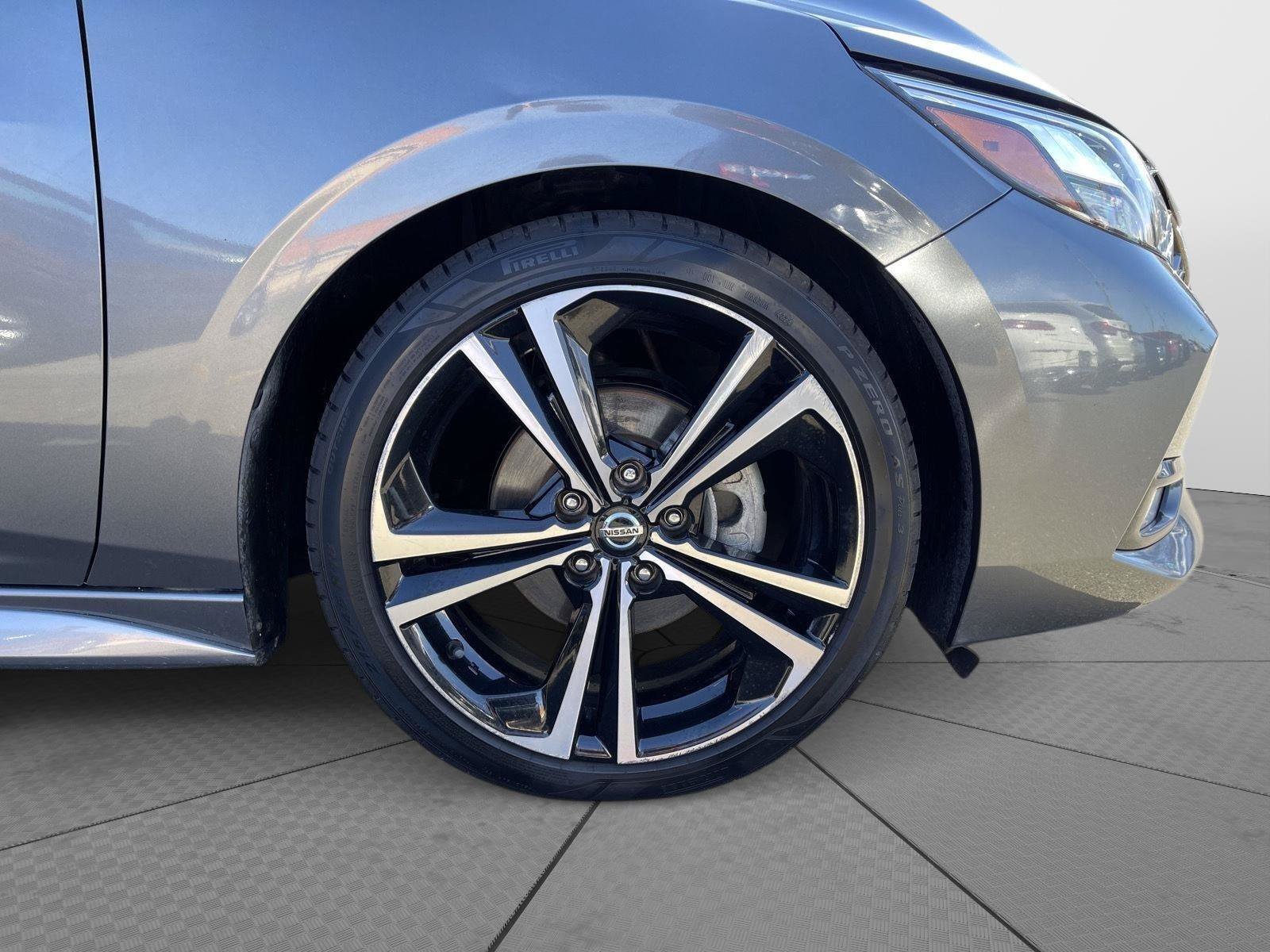 Used 2020 Nissan Sentra SR FWD image 22