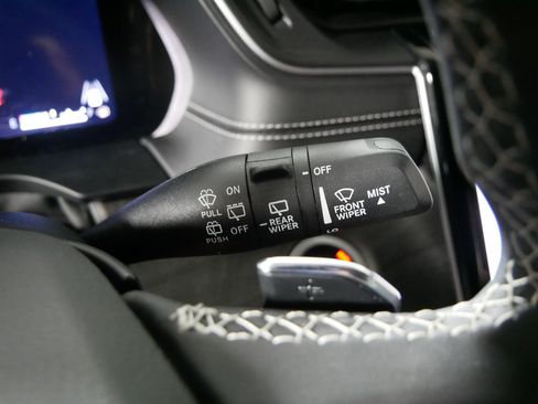 Used 2024 Jeep Grand Cherokee Limited AWD/4WD image 32