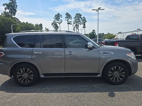 Used 2017 Nissan Armada Platinum AWD/4WD image 4