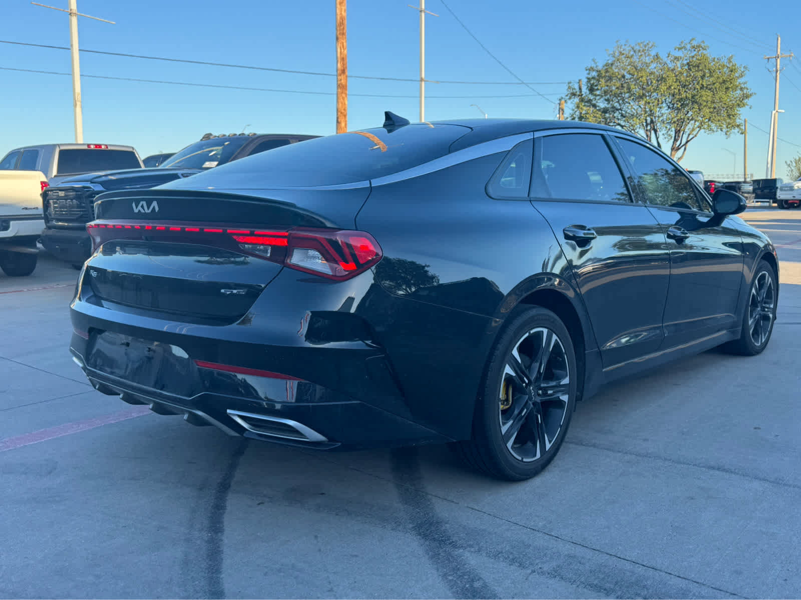 Used 2022 Kia K5 GT-Line w/ GT-Line FWD Premium Package image 3