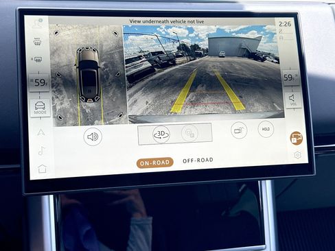 New 2026 Land Rover Range Rover Long Wheelbase SE AWD/4WD image 33
