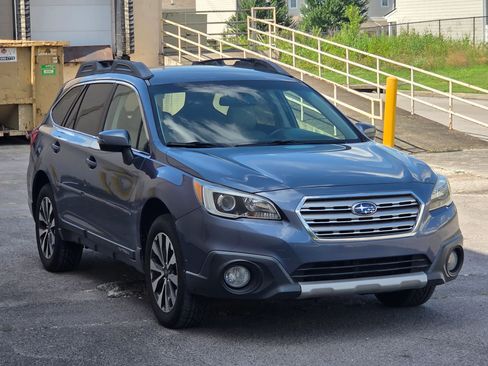 Used 2016 Subaru Outback 2.5i Limited AWD/4WD image 3
