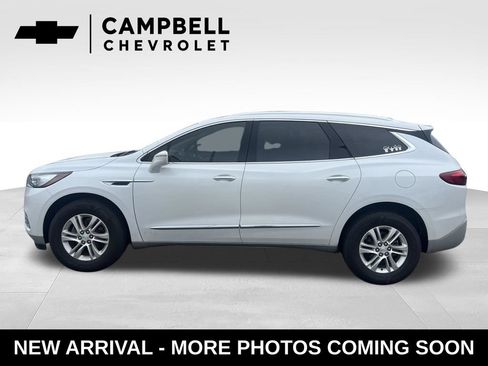 Used 2020 Buick Enclave Essence w/ Sound and Sites Package FWD image 2