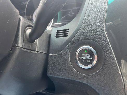 Used 2019 Ford Explorer XLT w/ Equipment Group 202A FWD image 19