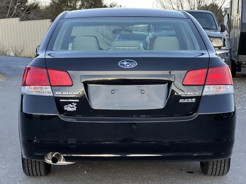 Used 2012 Subaru Legacy 2.5i image 4