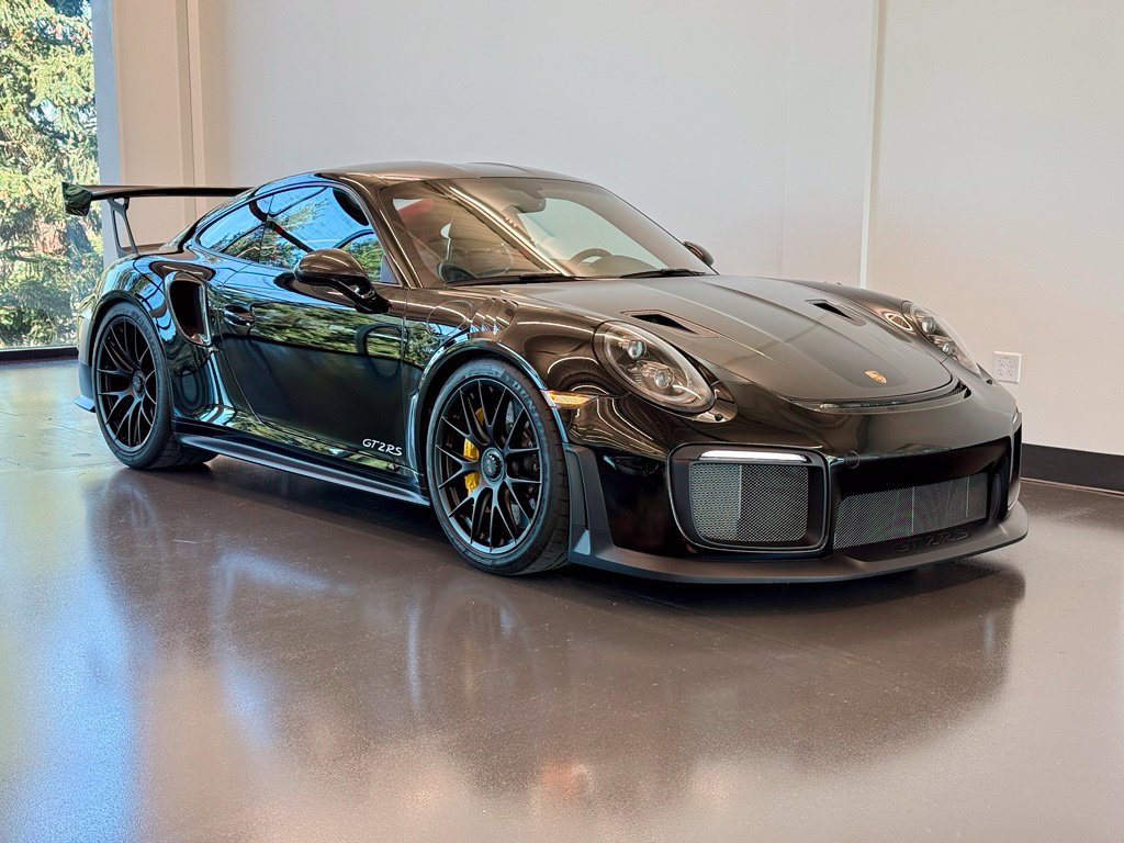 Used 2018 Porsche 911 GT2 RS RWD image 3