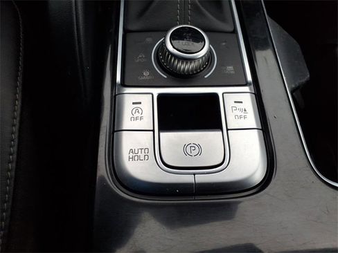 Used 2022 Kia Telluride S image 16