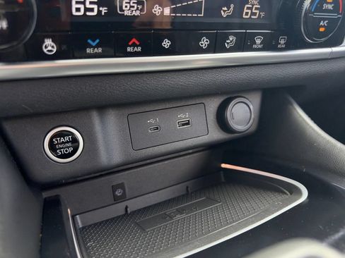 Used 2021 Nissan Rogue Platinum AWD/4WD image 15