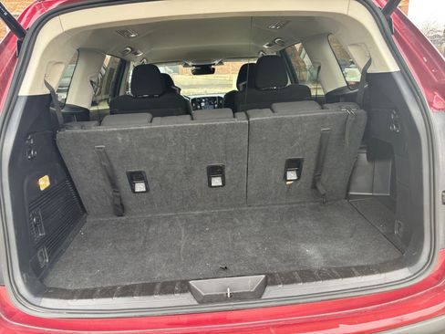 Used 2024 Subaru Ascent Premium w/ Convenience Package image 33