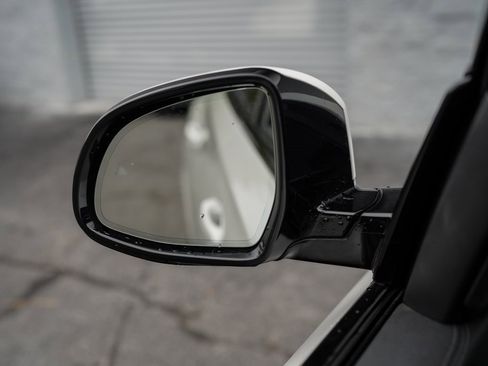 Used 2023 BMW X6 M50i w/ Parking Assistance Package image 39