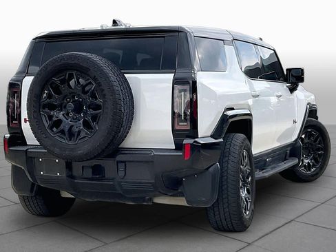 Used 2025 GMC Hummer EV 2X w/ LPO, Illumination Package AWD/4WD image 12