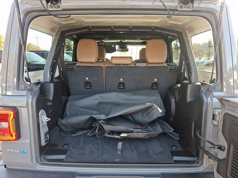 Used 2022 Jeep Wrangler Unlimited Sahara w/ Cold Weather Group image 29