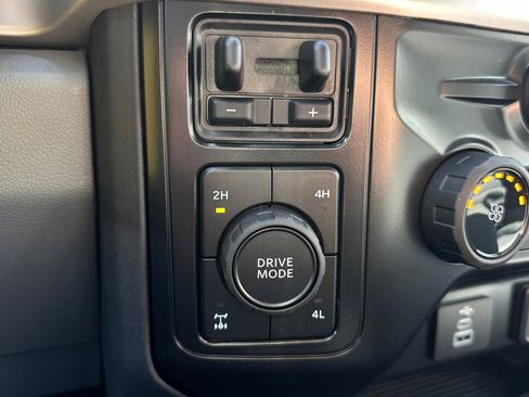 New 2026 Ford F250 XLT image 25