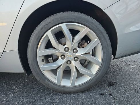 Used 2017 Chevrolet Impala Premier image 10