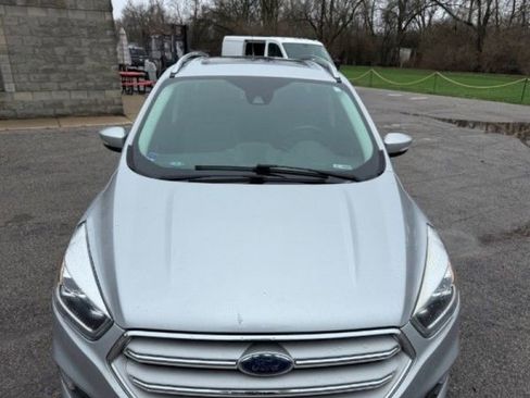 Used 2019 Ford Escape Titanium AWD/4WD image 6