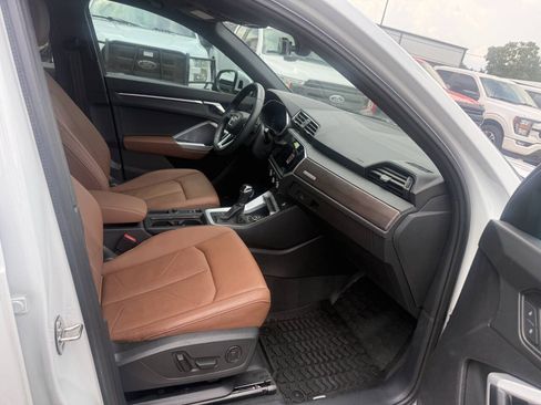 Used 2023 Audi Q3 2.0T Premium Plus AWD/4WD image 9