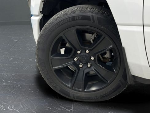 Used 2021 RAM 1500 Big Horn AWD/4WD image 32