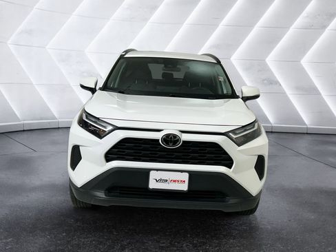Used 2024 Toyota RAV4 XLE FWD image 2