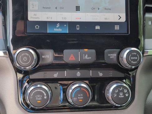 Used 2026 RAM 1500 Big Horn AWD/4WD image 25