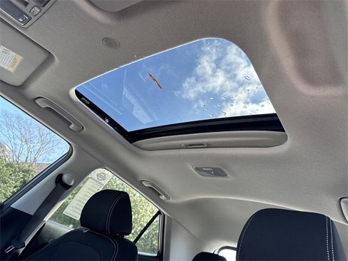 New 2026 Hyundai Venue SEL image 32