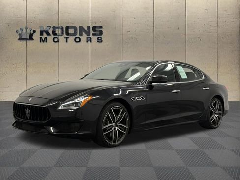 Used 2022 Maserati Quattroporte Modena RWD image 1