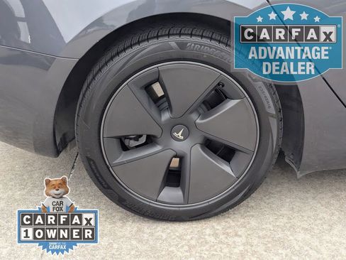 Used 2023 Tesla Model 3 Standard Range RWD image 3