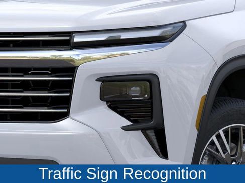 New 2026 Chevrolet Traverse LT w/ Driver Confidence Package image 10