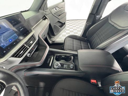 Certified 2025 Ford Explorer ST-Line w/ ST-Line Street Pack AWD/4WD image 27