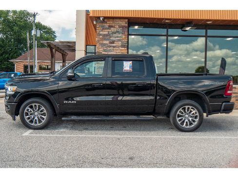 Used 2021 RAM 1500 Laramie w/ Sport Appearance Package AWD/4WD image 6