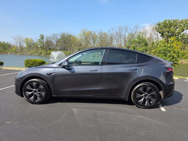 Used 2025 Tesla Model Y Long Range AWD/4WD image 11