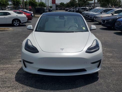 Used 2023 Tesla Model 3 Standard Range RWD image 2