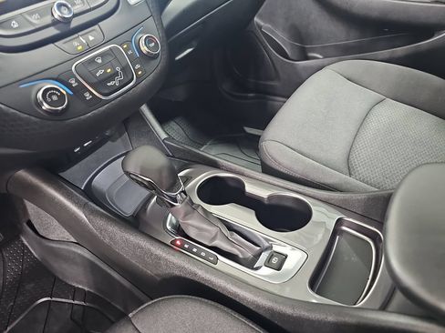 Used 2024 Chevrolet Malibu LS FWD image 29