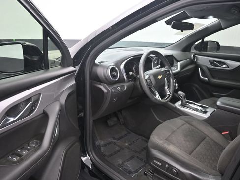 Used 2022 Chevrolet Blazer LT FWD image 11