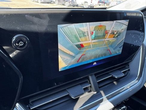 Certified 2025 Chevrolet Trax LT image 4