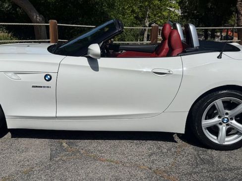Used 2012 BMW Z4 sDrive28i image 25