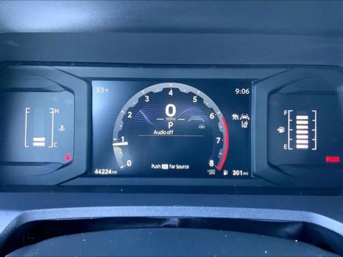 Certified 2024 Toyota Tacoma SR5 image 25