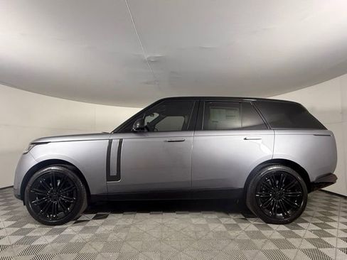 New 2026 Land Rover Range Rover SE AWD/4WD image 3