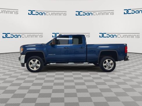 Used 2017 GMC Sierra 2500 SLE w/ HD SLE Preferred Plus Package AWD/4WD image 5