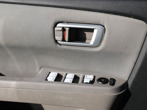 Used 2011 Honda Pilot EX image 38