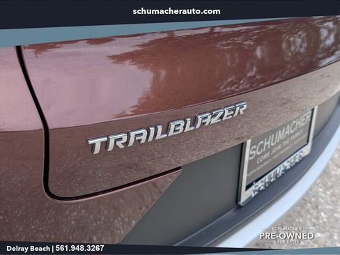 Used 2022 Chevrolet TrailBlazer LT FWD image 14